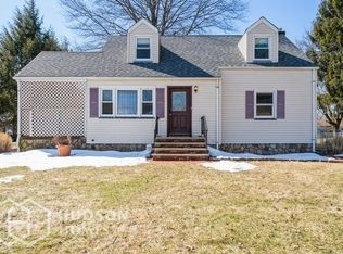 1438 Huron Rd, North Brunswick, NJ 08902