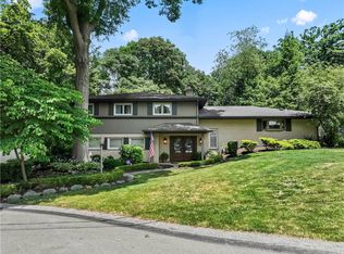 102 Forest Dr, Beaver, PA 15009