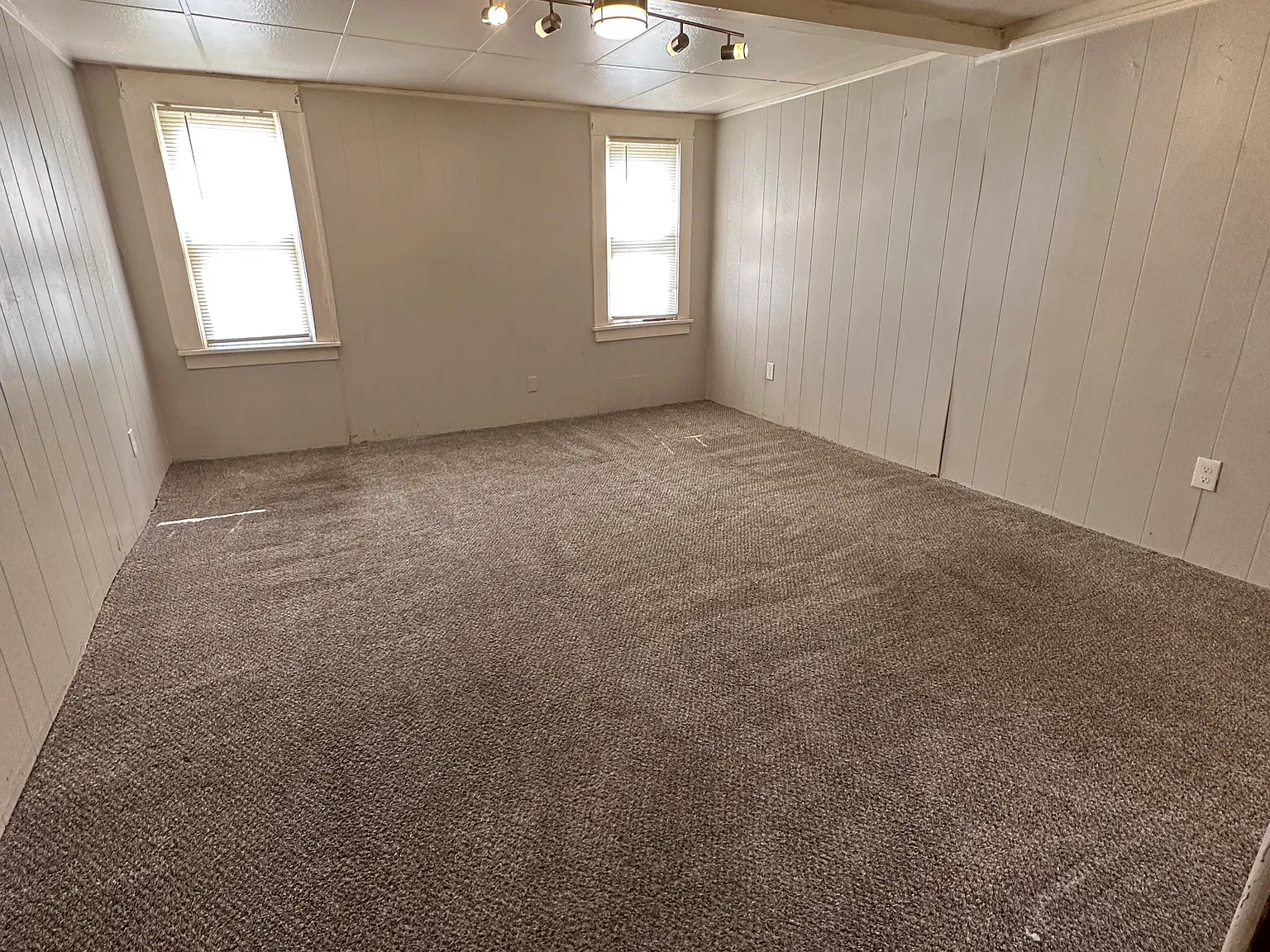 1 bed, 800 sqft, $1,100 — Photo 3