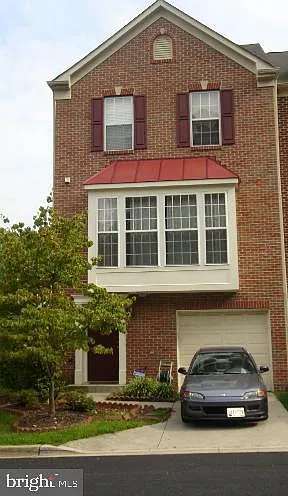 3 bed, 4.0 bath, 1784 sqft, $3,550 — Photo 1