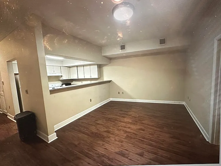 151 Calhoun St #G — Photo 10