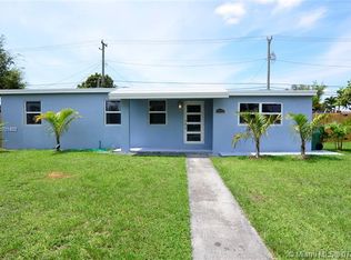 11310 SW 40th St, Miami, FL 33165