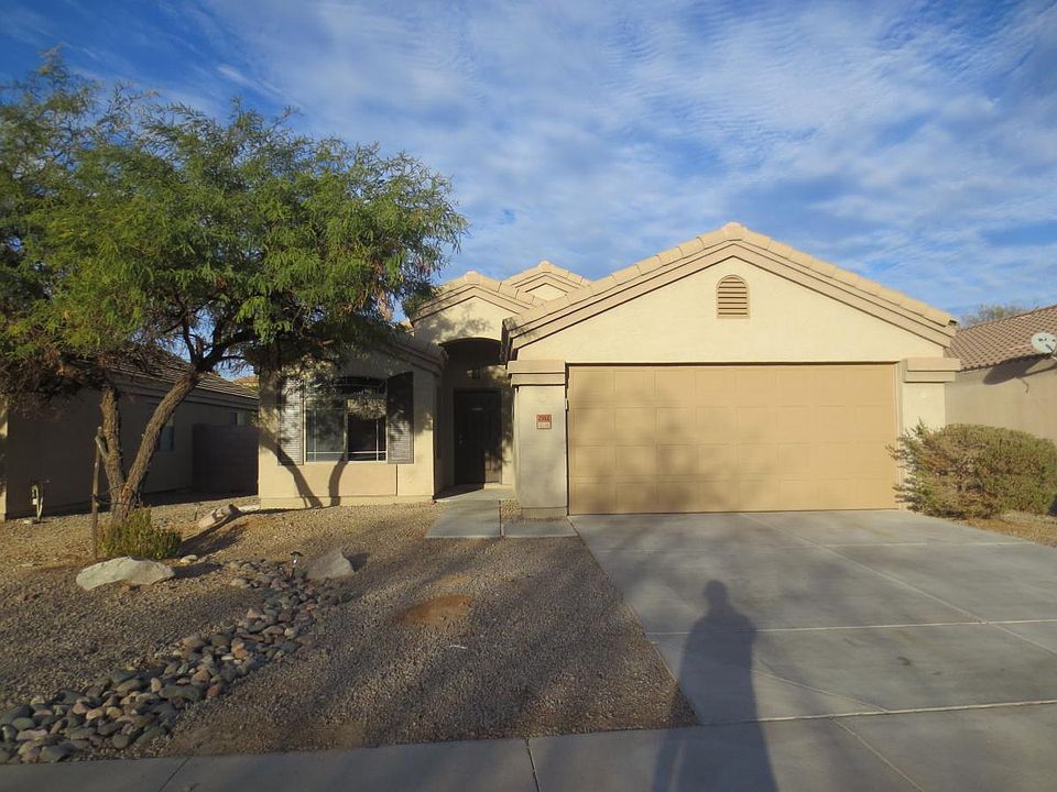 1st image of 2962 S 160th Ave