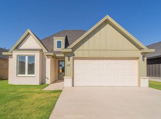 1017 N Grover Ave, Lubbock, TX 79416