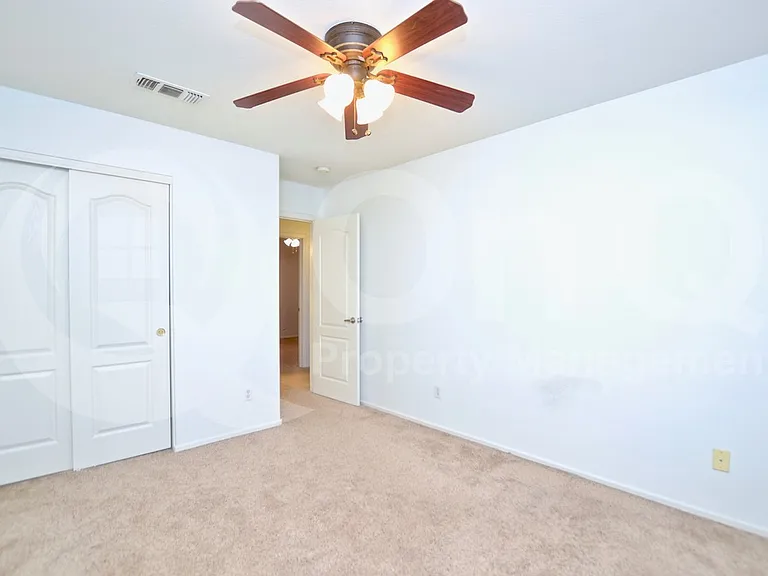 6629 W Rose Garden Ln — Photo 7