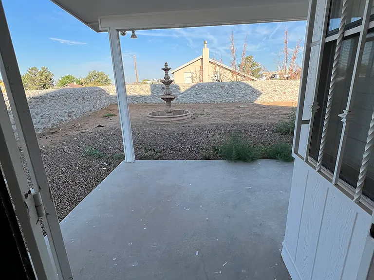 7753 Plaza Azul Rd — Photo 9