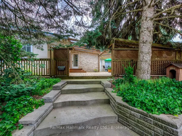 1510 Constance Dr, Oakville, ON L6J 2V2