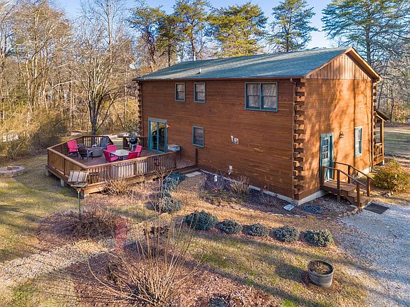 5th image of 104 Wayside Ln
