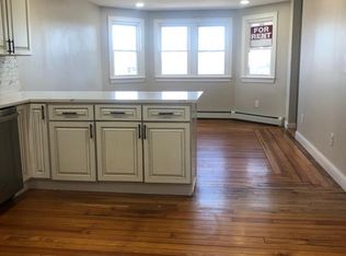 590 Park Ave APT 2, Cranston, RI 02910