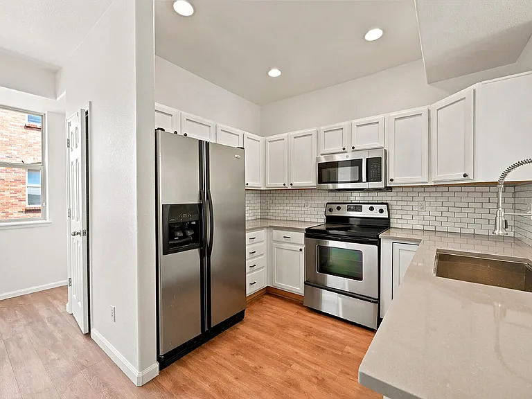 5388 Allison St — Photo 9