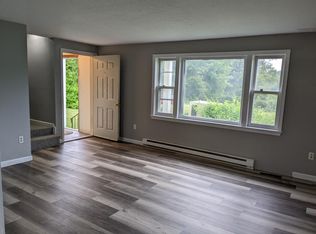 2 Twin Meadow Dr #A, Hudson, NH 03051