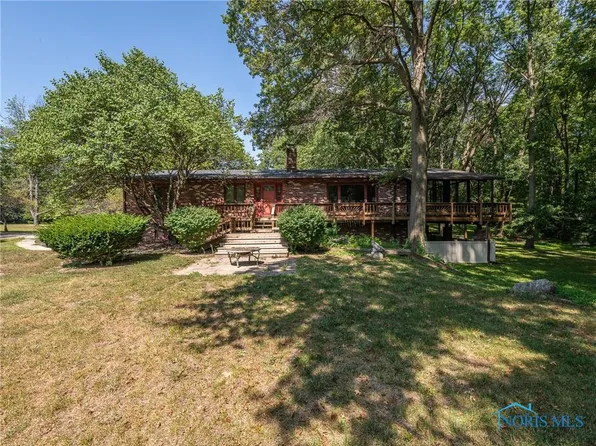 2030 County Rd E, Swanton, OH 43558