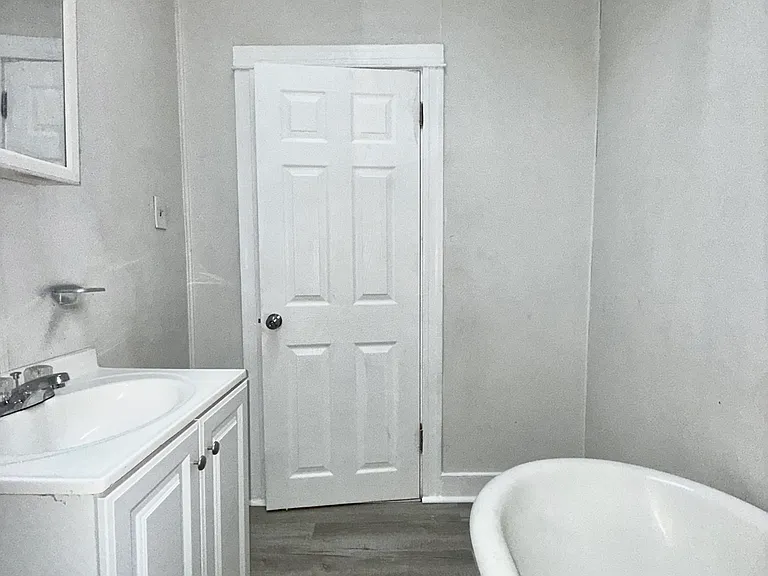 2121 Anchor St — Photo 25