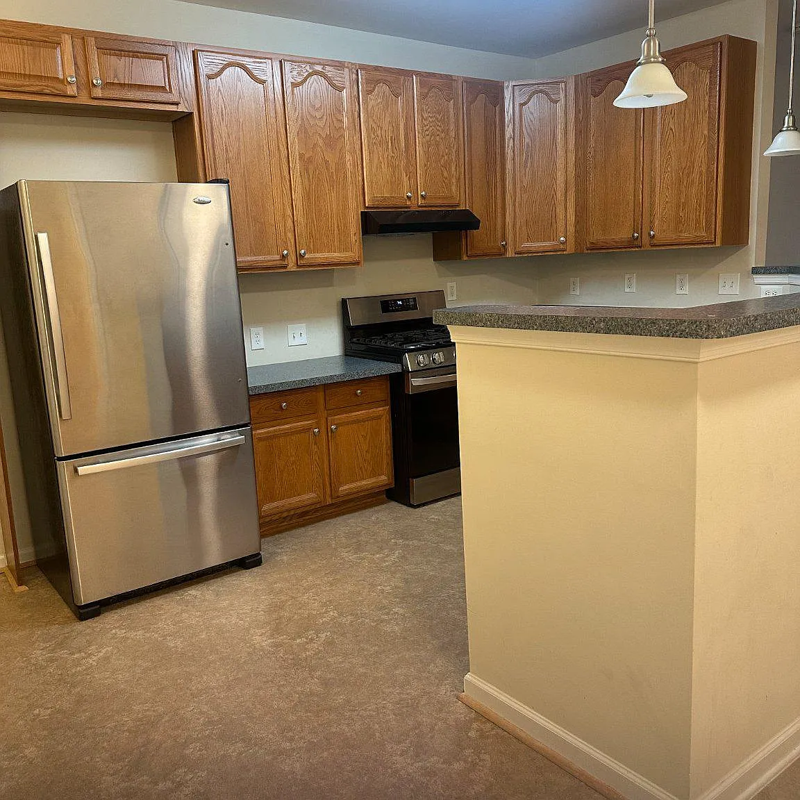 2 bed, 2.0 bath, 1393 sqft, $2,400 — Photo 3
