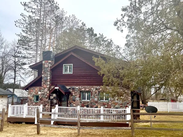 716 6th St, Moose Lake, MN 55767