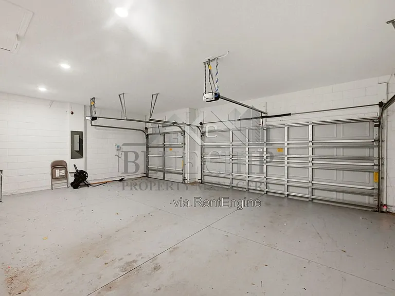 3048 Country Side Dr — Photo 40