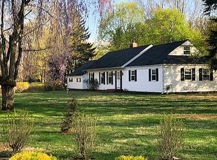 7 Tamarack Farm Ln, Califon, NJ 07830