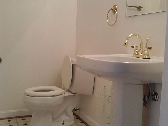 Basement full bath-2nd