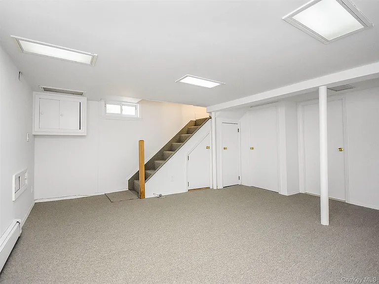 121 Hillcrest Ave — Photo 28