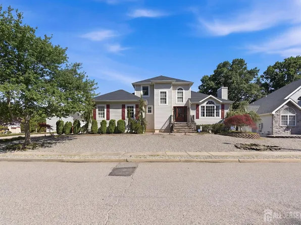 67 Anchorage Blvd, Bayville, NJ 08721