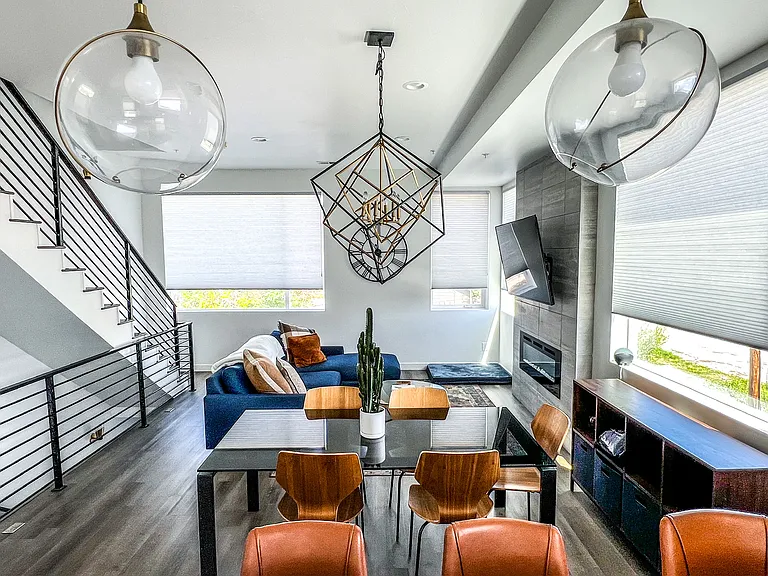 1624 N Irving St #5 — Photo 6
