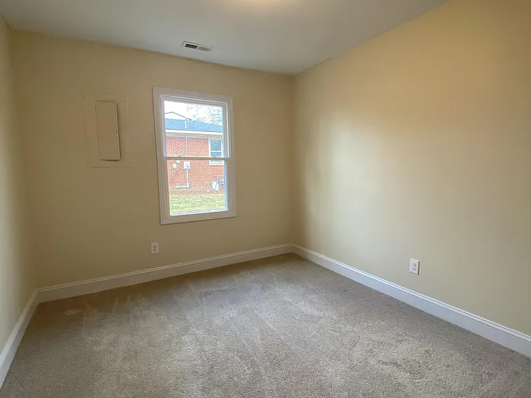 4935 Walnut Dr — Photo 14