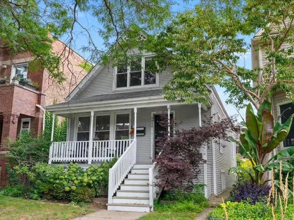 2426 W Winona St, Chicago, IL 60625