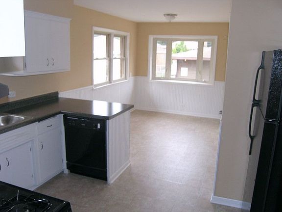4th image of 2512 Sheila Ave