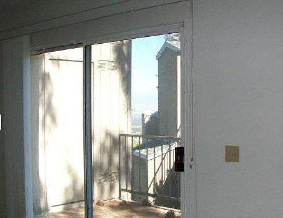 5th image of 2620 Avenida Del Vis APT 204