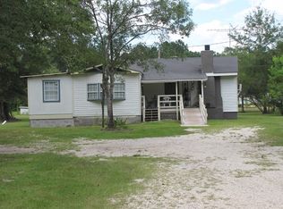 360 Sycamore Rd, Carriere, MS 39426