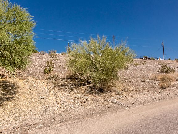 2nd image of 2965 Applewood Dr Lot 37