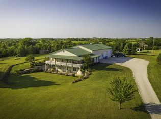 5820 NW 54th St, Topeka, KS 66618