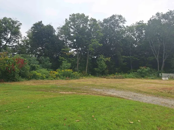 21 Maplewood Circle, Walpole, NH 03608