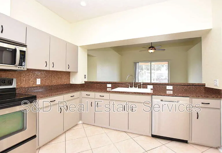 4148 Buttonbush Cir — Photo 6