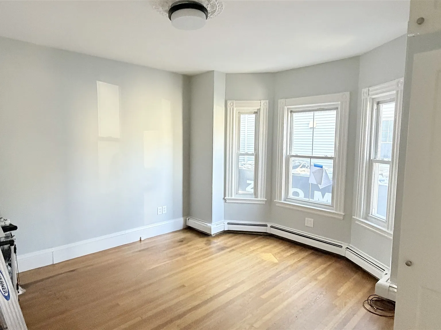 1 bed, $2,600 — Photo 3