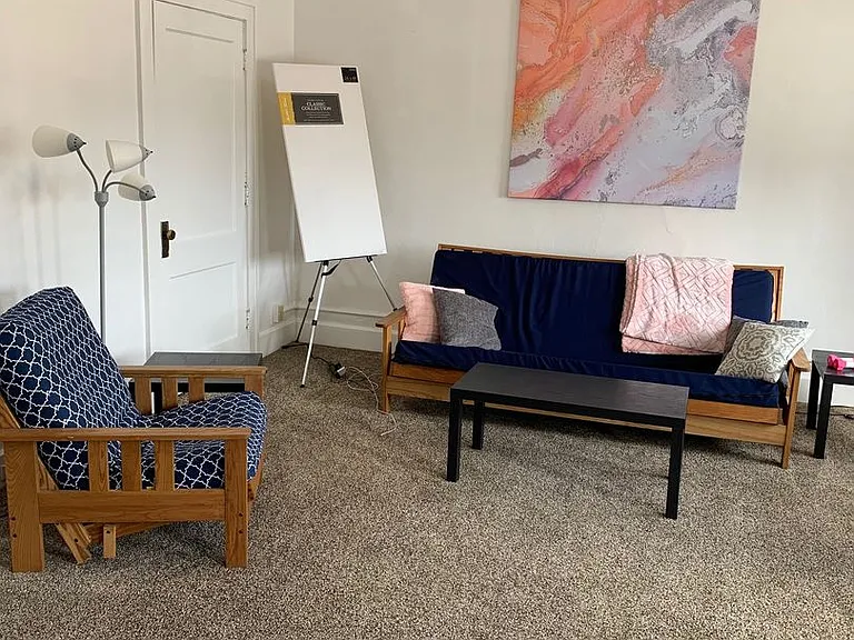 312 N Lawler St — Photo 23