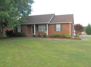 904 Laurie Ln, Gallatin, TN 37066