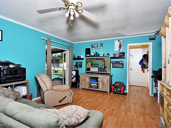 5th image of 2404 Lantana Ave
