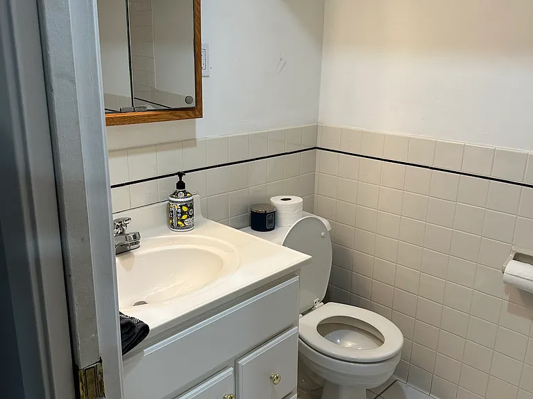 4315 Chowen Ave S #1 — Photo 22