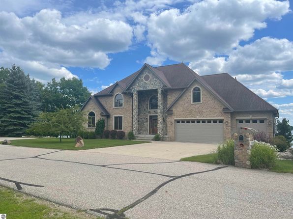 Lake Isabella MI Real Estate - Lake Isabella MI Homes For Sale | Zillow