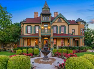 803 S College St, Georgetown, TX 78626