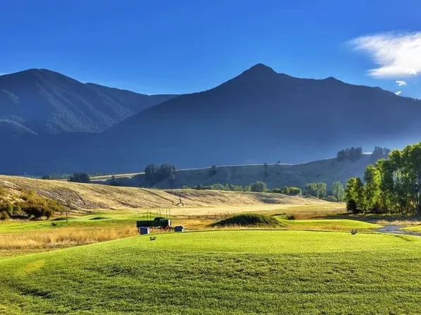 187 Heron Rd, Eureka, MT 59917