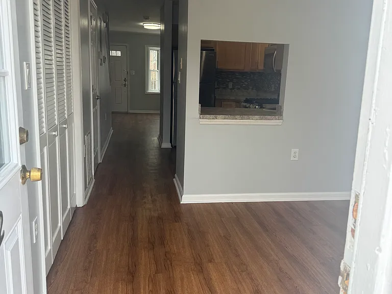 52 Boyd St — Photo 9
