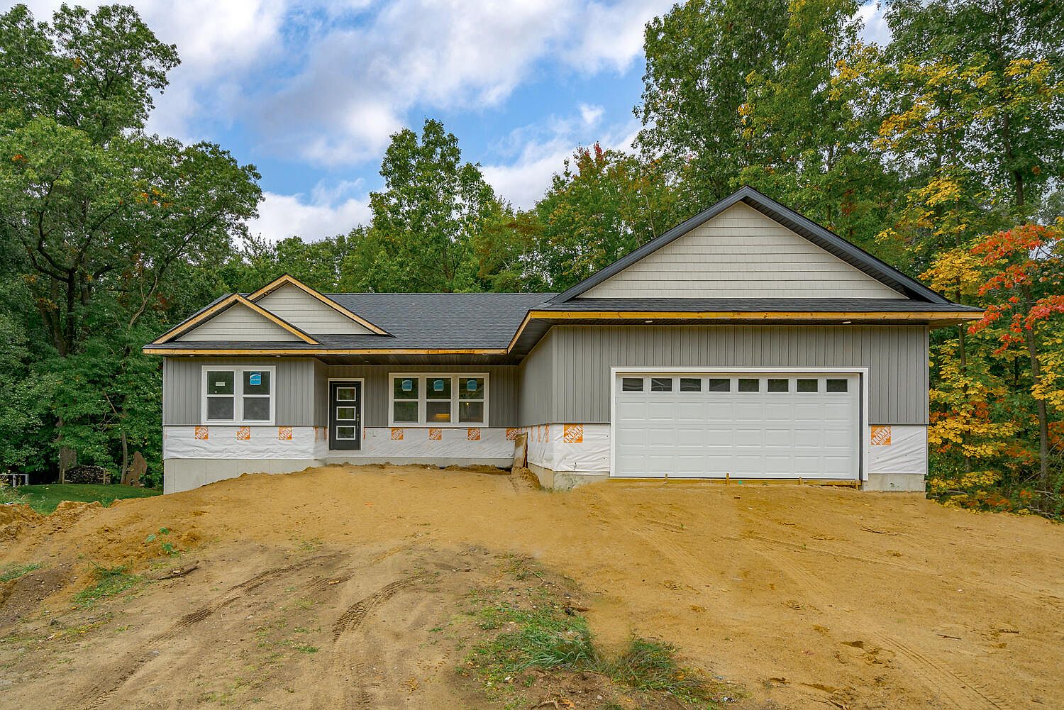 258 Markus Glen Dr, Plainwell, MI 49080 Zillow