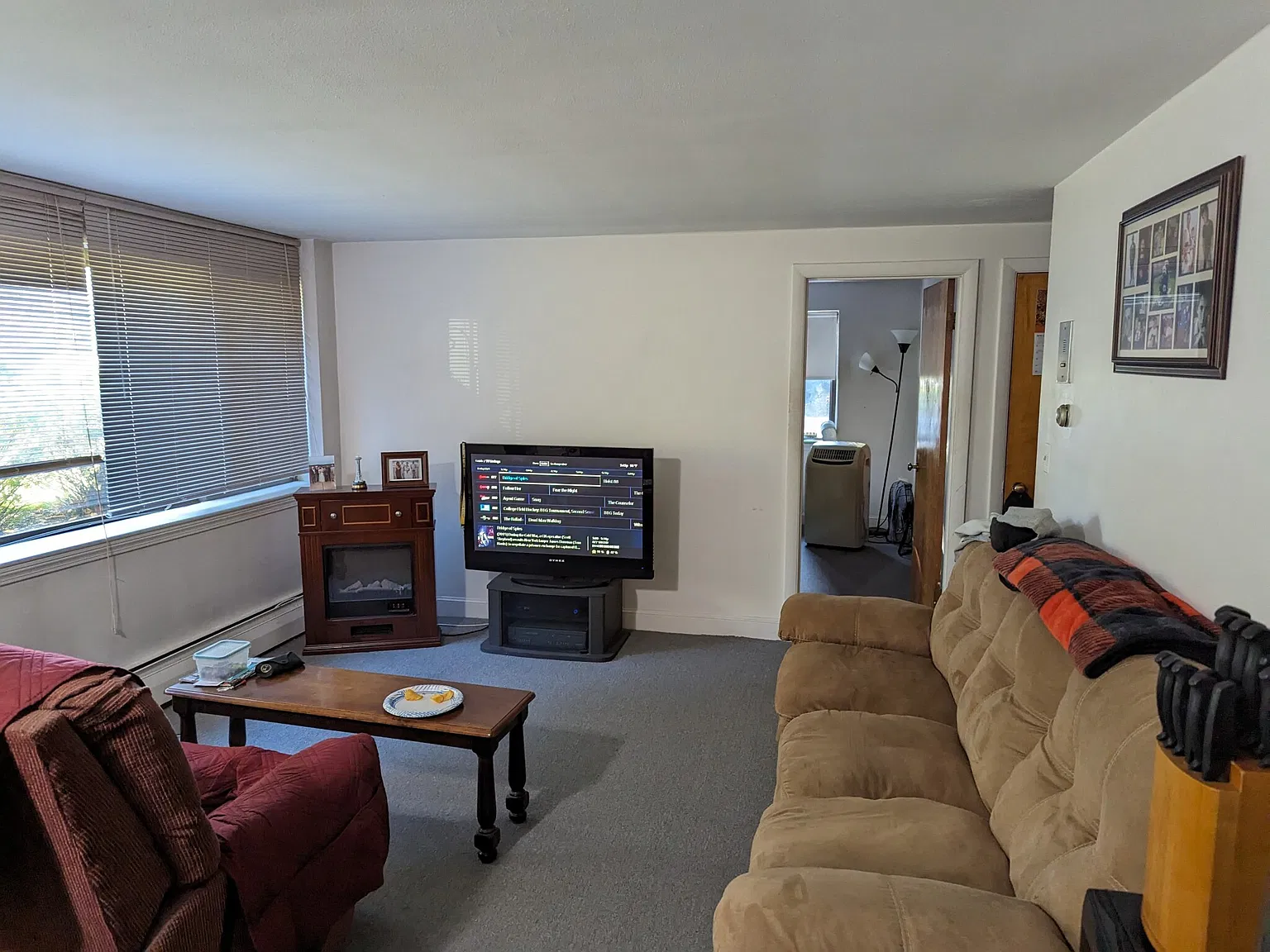 191 W Wyoming Ave — Photo 2
