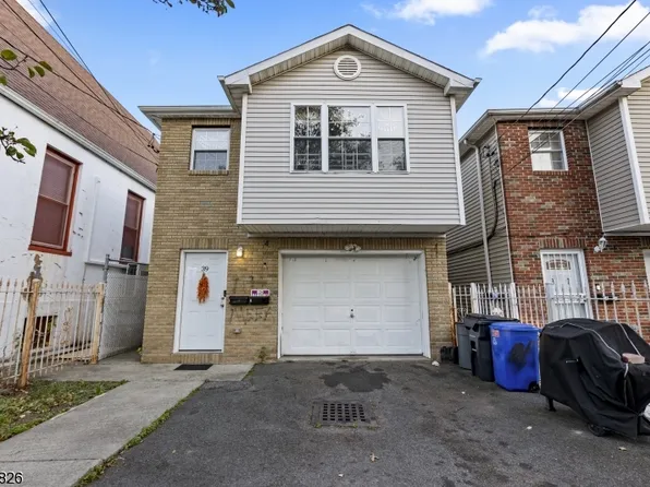 39 Stone St, Newark City, NJ 07104