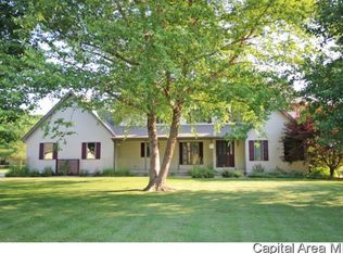 1125 Elizabeth Ct, Riverton, IL 62561