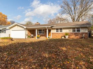 1957 E Rosebrier St, Springfield, MO 65804