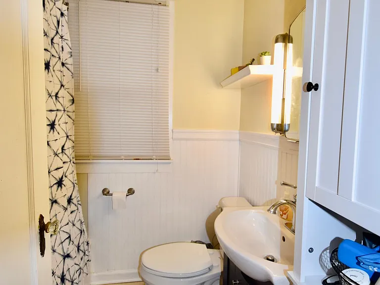 6308 Bedford St — Photo 8