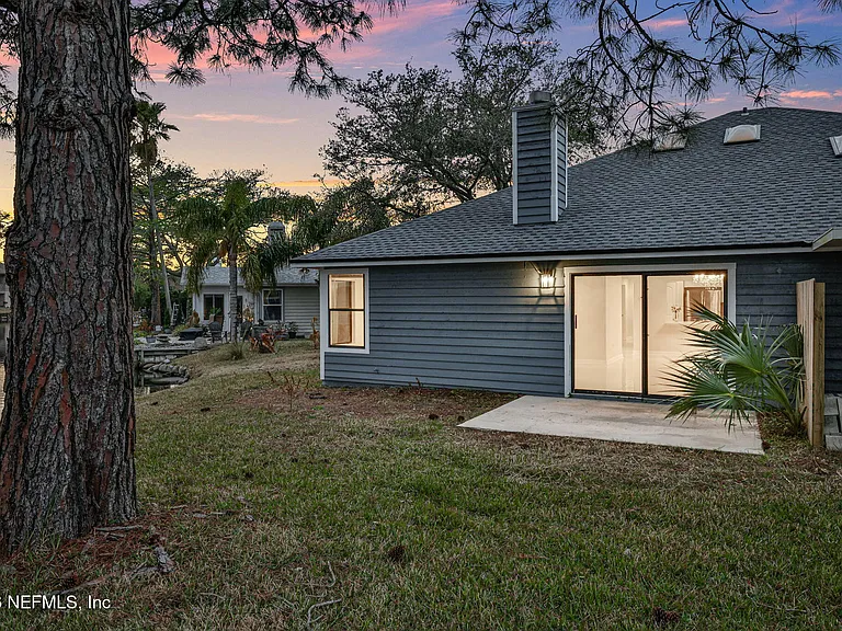 181 Aruba Ln — Photo 53